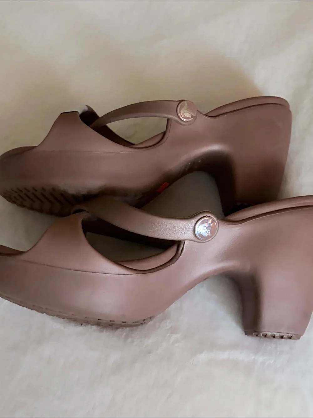 CROCS chunky platform